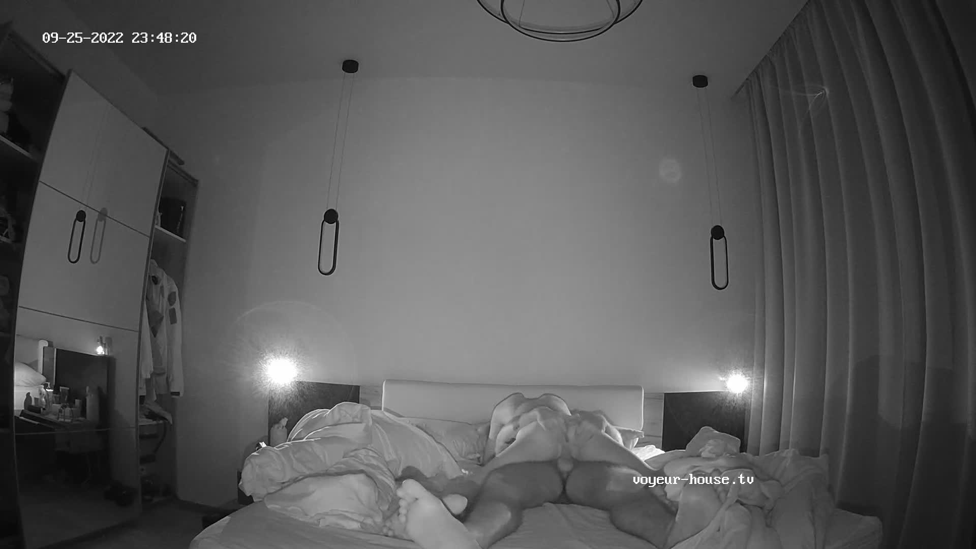 Amelie & Lucas bedroom sex, Set-25-2022