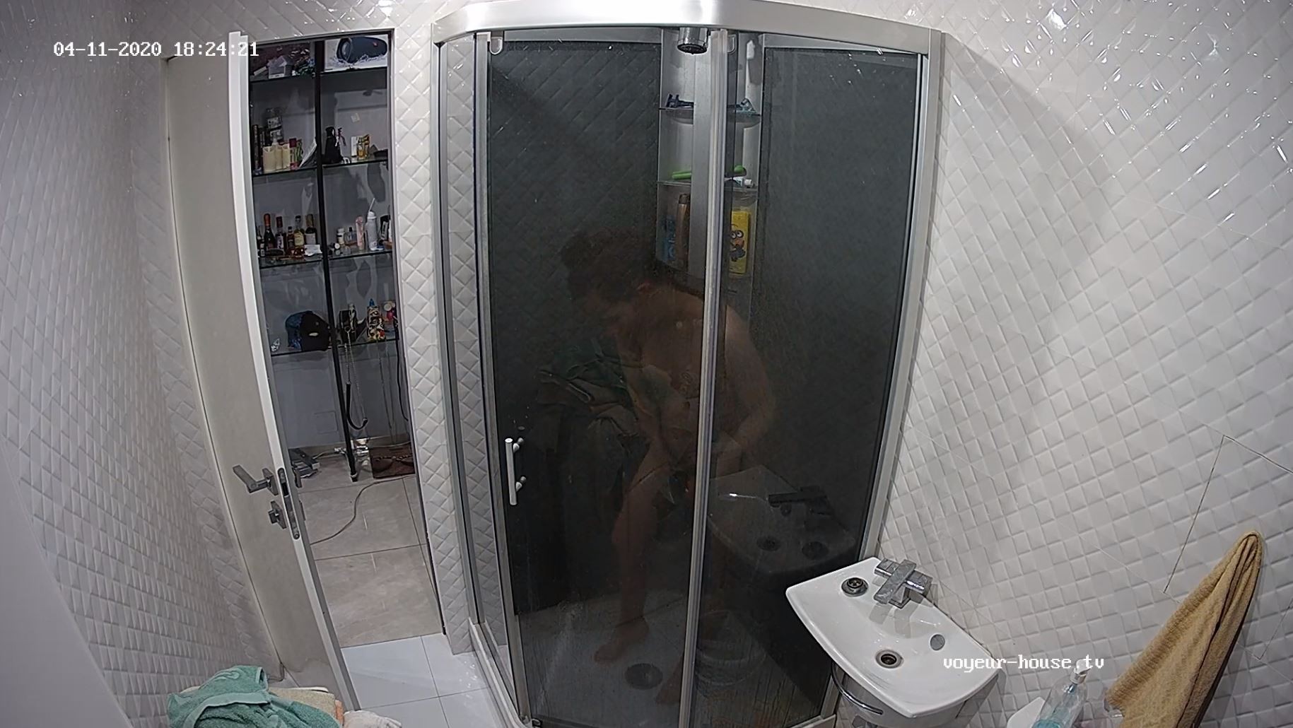 Fiona shower after sex, Apr11/20