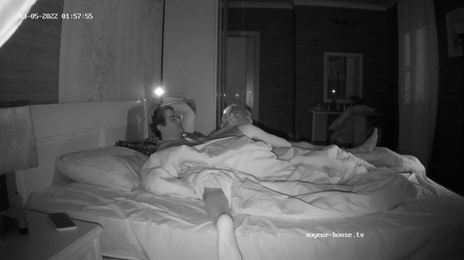 Jonelle sucking Jorgen before sleep, Mar-05-2022