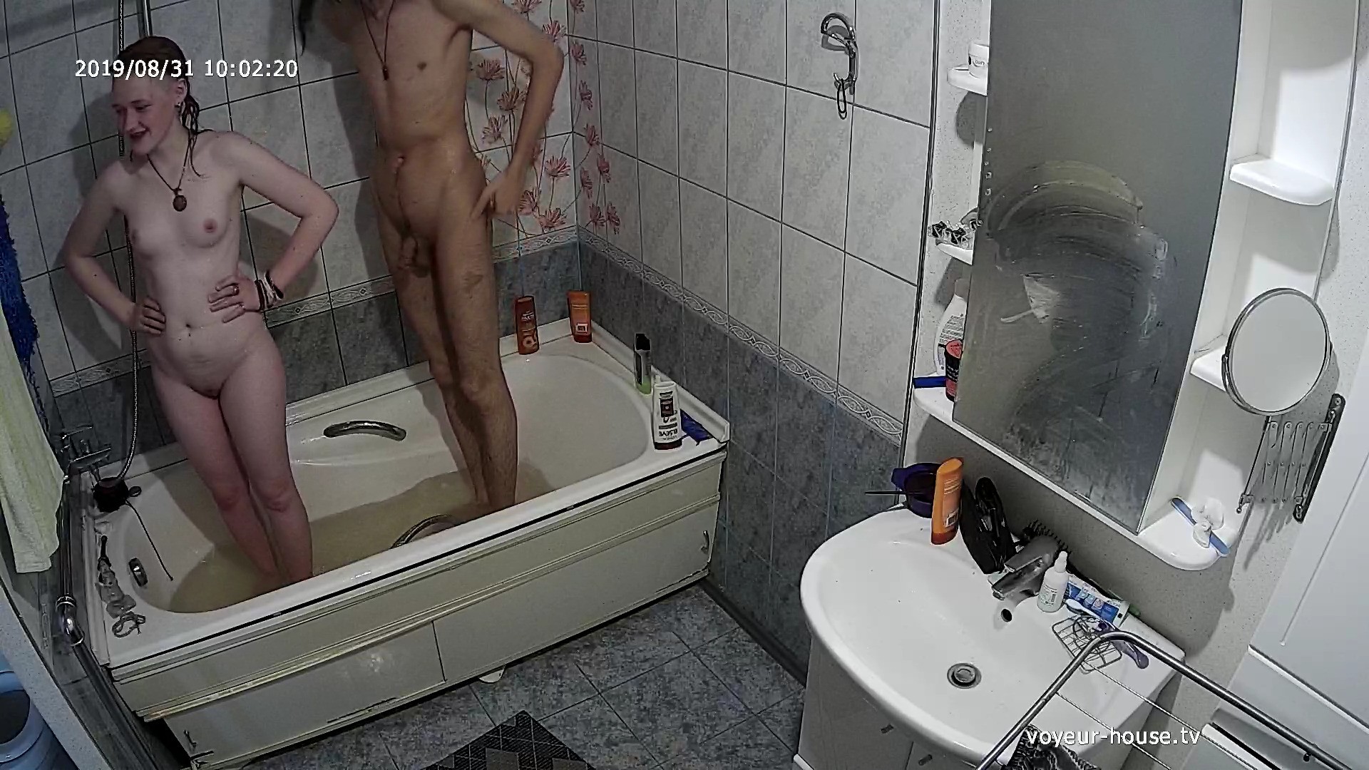 Nudist Bathroom Voyeur - Watch Naked people Guest Couple Bath Fun 31 Aug 2019 | Naked people with  Tonk in Bedroom | The biggest Voyeur Videos gallery