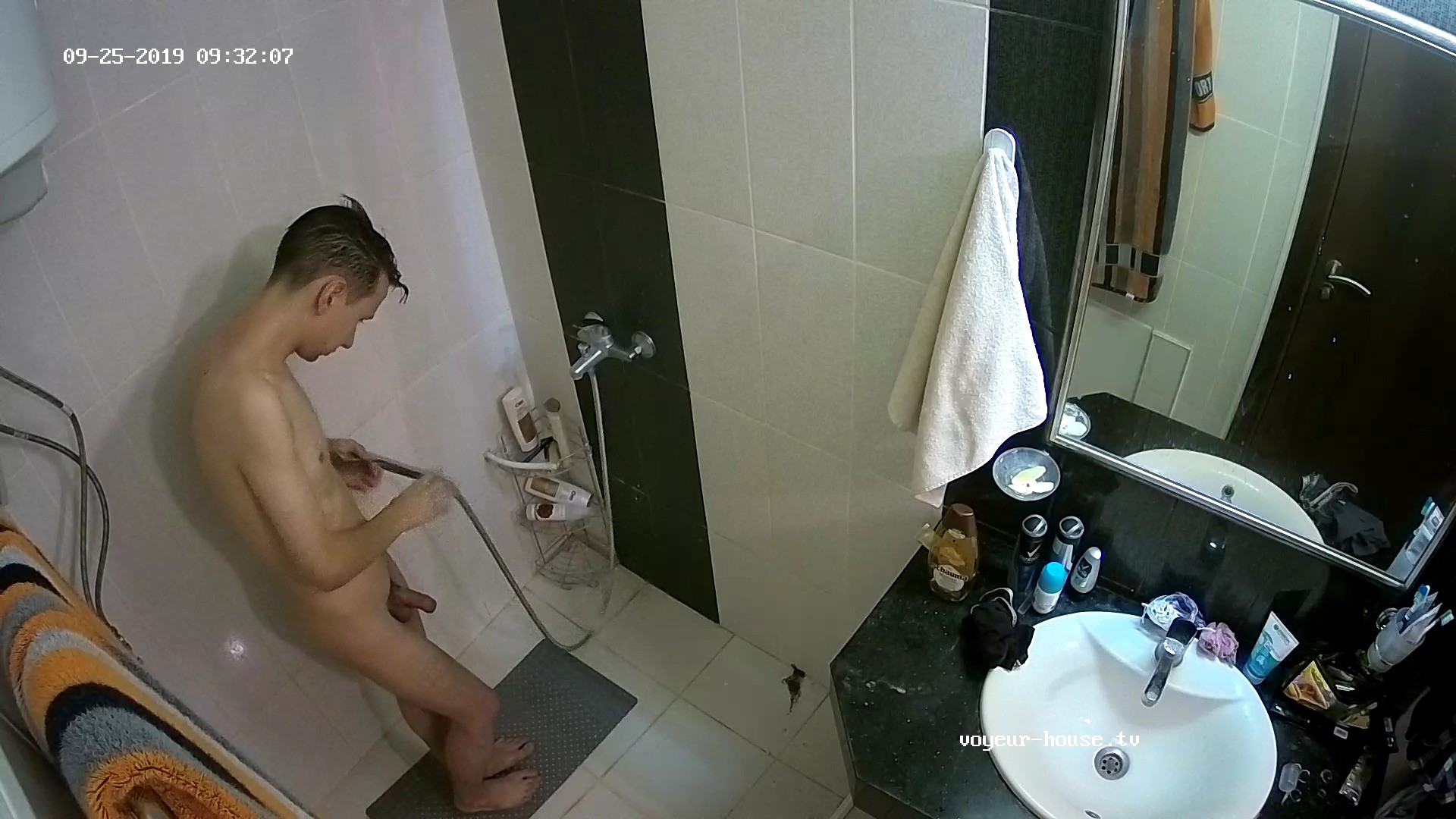 Guest Guy Shower 25 Sep 2019