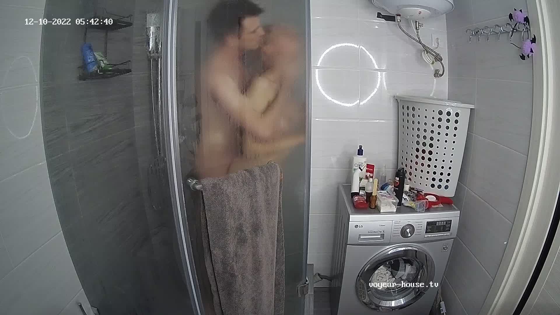 Watch Sex Bono and Diba bathroom sex,Dec 10,2022 Naked people with Deni in Bathroom The biggest Voyeur Videos gallery