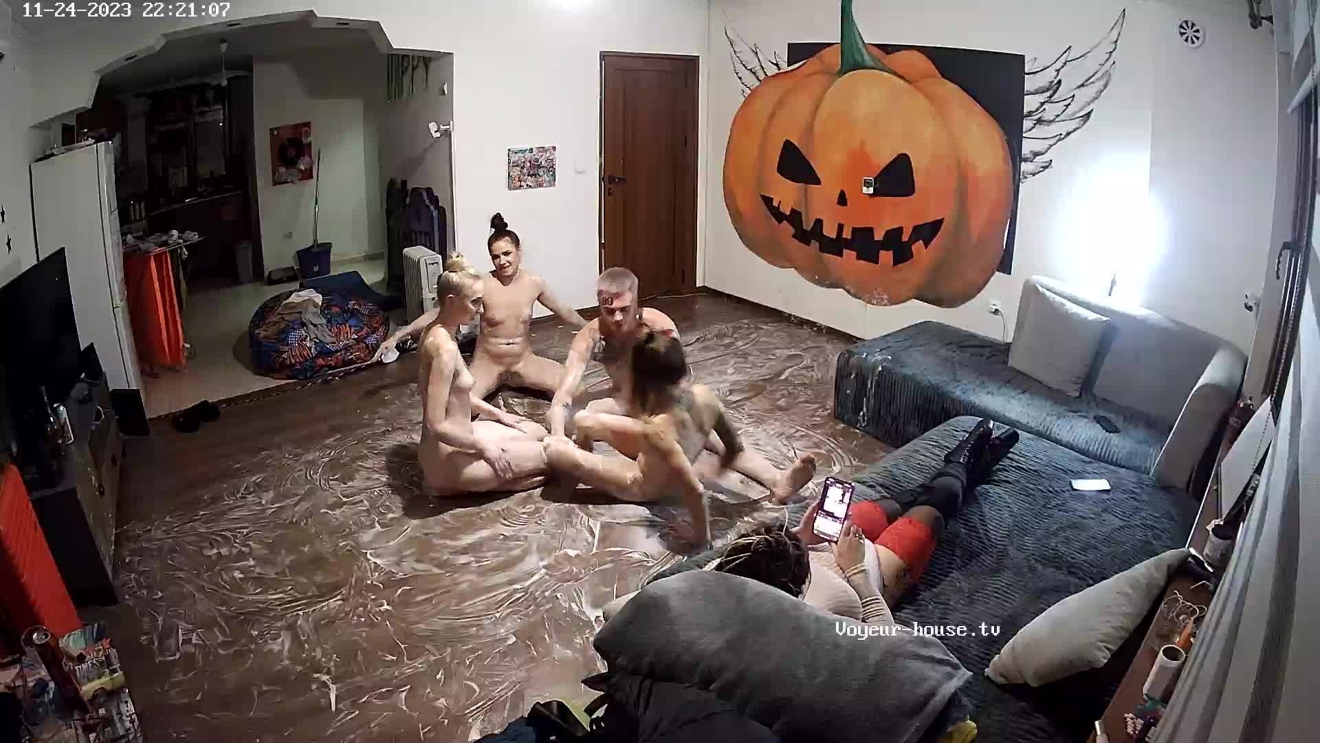 Anna, Yuneska & Radu and Tazmin naked slippery fun, Nov24/23
