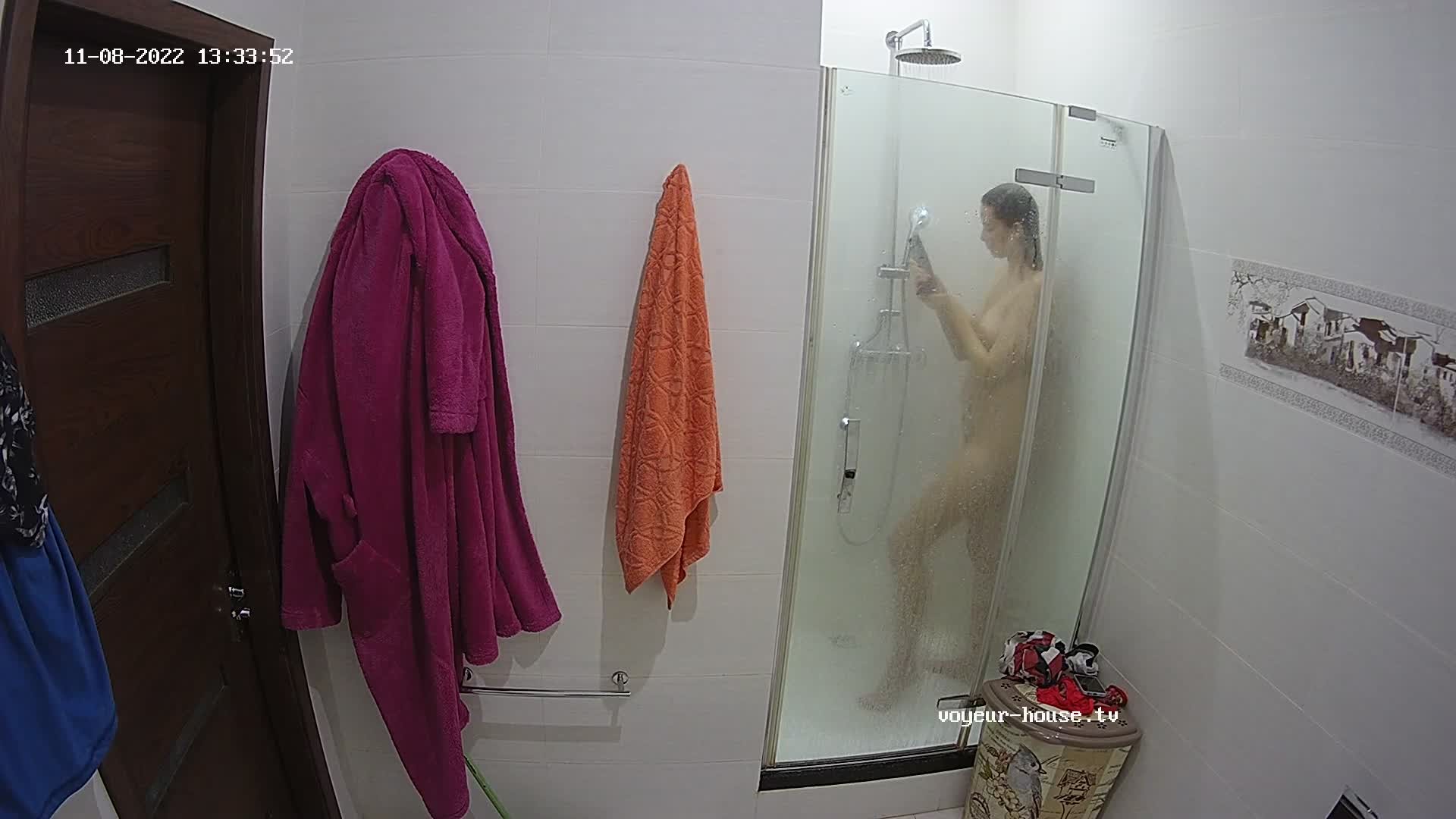 Leksi shower, Nov-08-2022