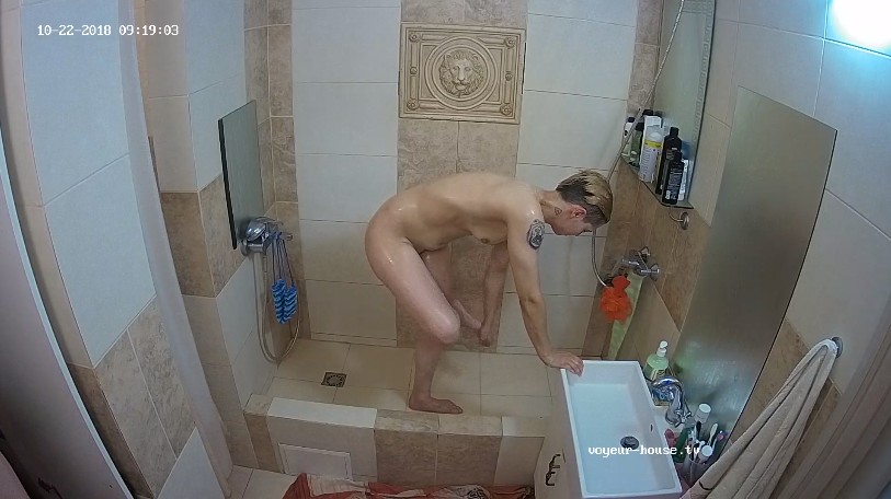 Nastya morning shower oct 22