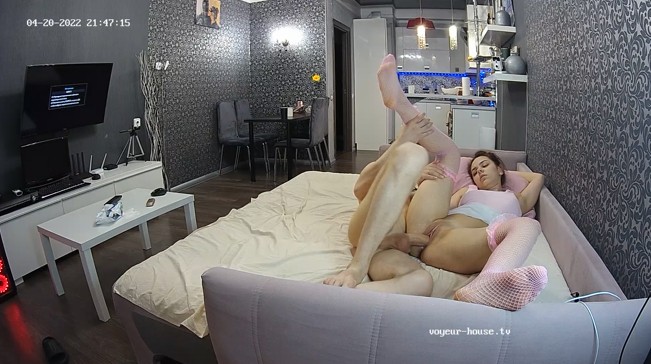Yan & Flora couch sex, Apr-20-2022