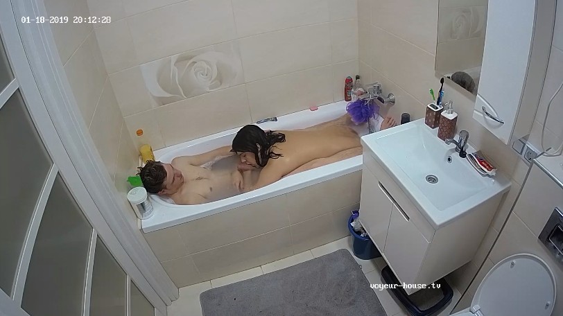 Anjelica claus sexy bath jan 18