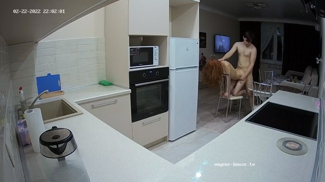 Ray & Roisin night sex (Kitchen cams), Feb-22-2022