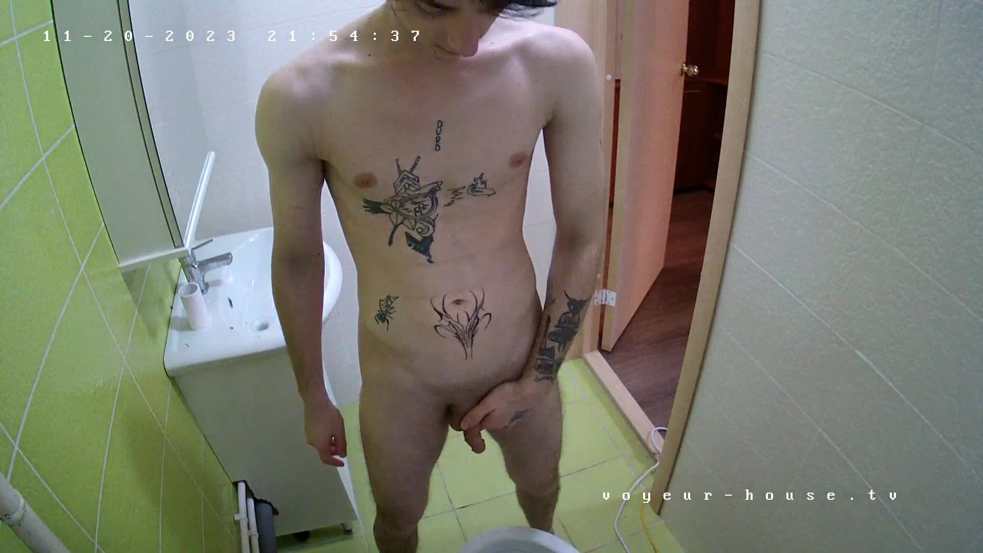 Naked Tristan peeing 20 Nov 2023