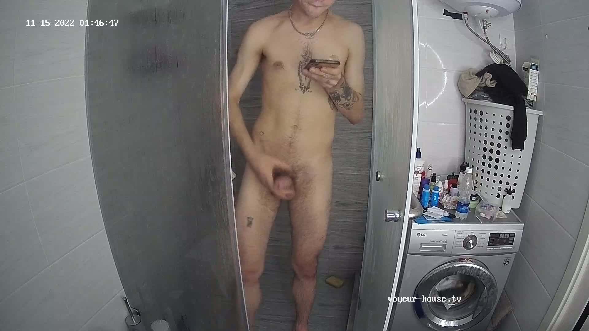 Artem jerking off in the shower 15 Nov 2022