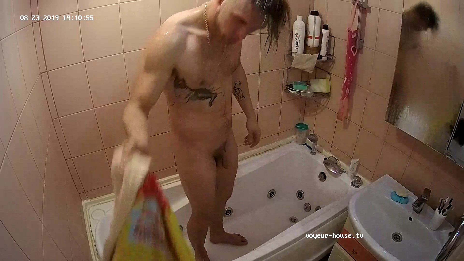 Guest Guy Evening Shower 23 Aug 2019