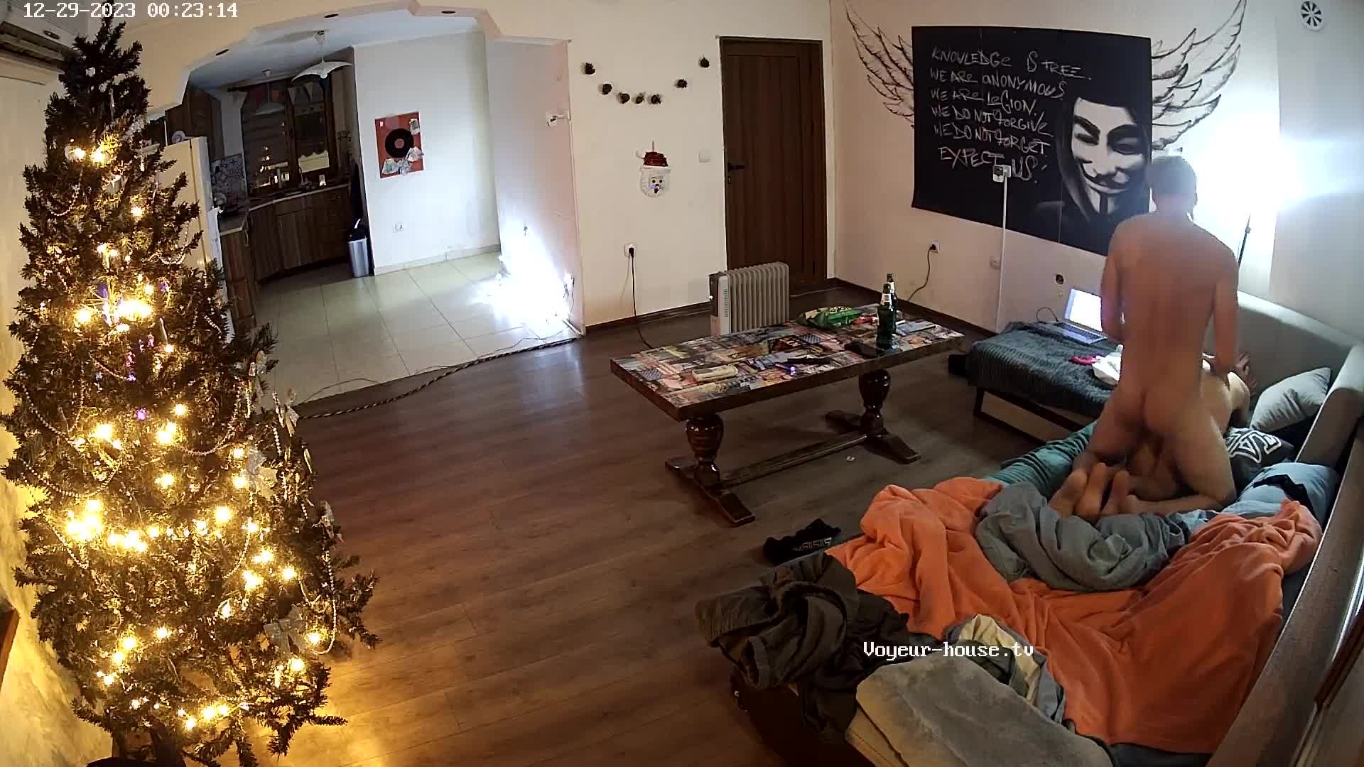 Yuneska & Radu livingroom sex,Dec 29,2023