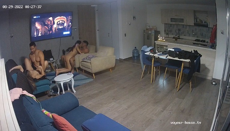 Ambar,Dane & guest couple livingroom fun,Aug 29,2022