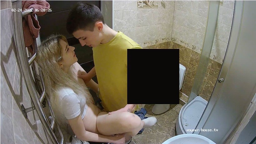 Clothed sex in the bathroom - Feb24/2022